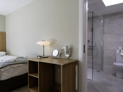 En suite bedrooms ideal for | Retreat venue